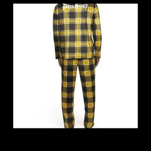 Warm & Cozy Snoop Dog 2pc Unisex Pajama Set Yellow Black Button Down M & L
